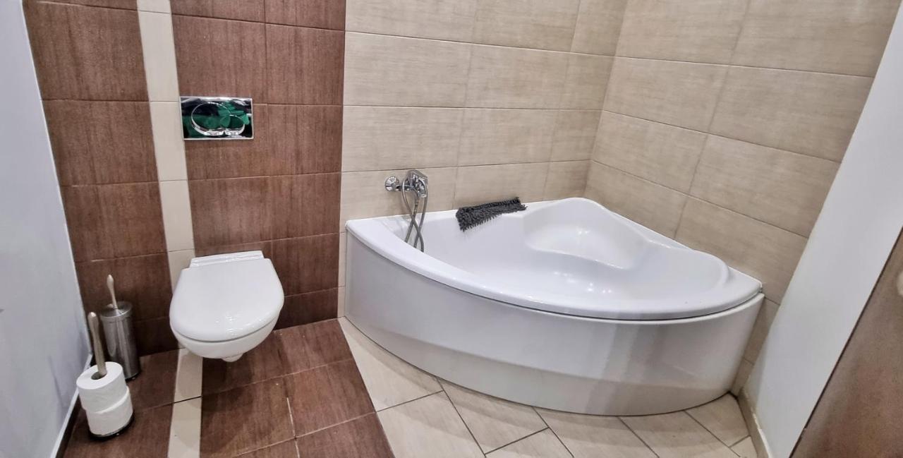 Apartament Kaczyniec 10 Gliwice Kültér fotó